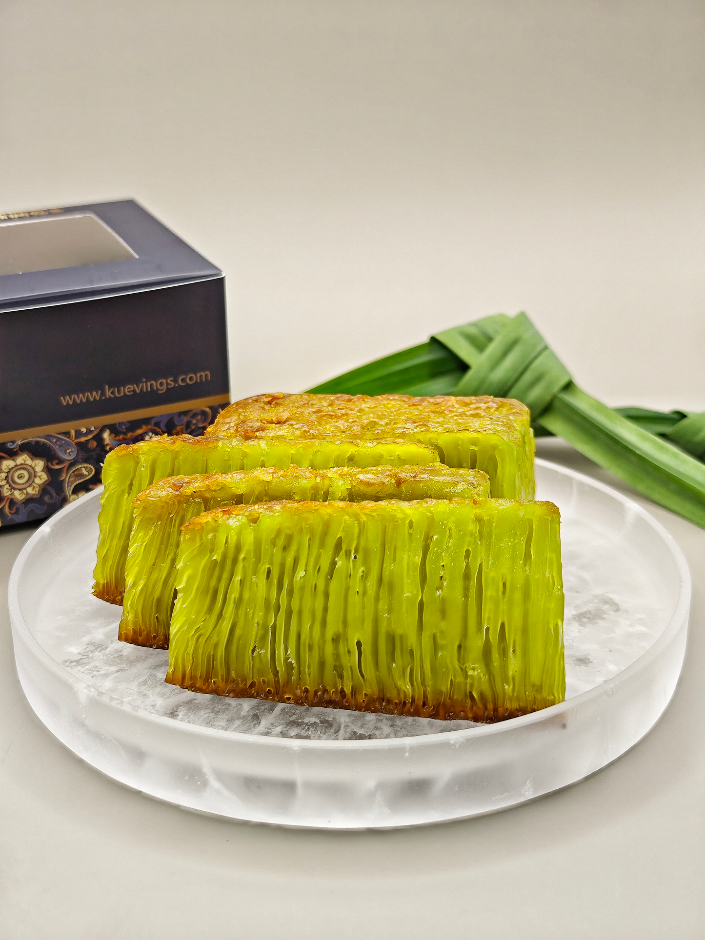 Bika Ambon (Slice) – KUEVINGS Signature